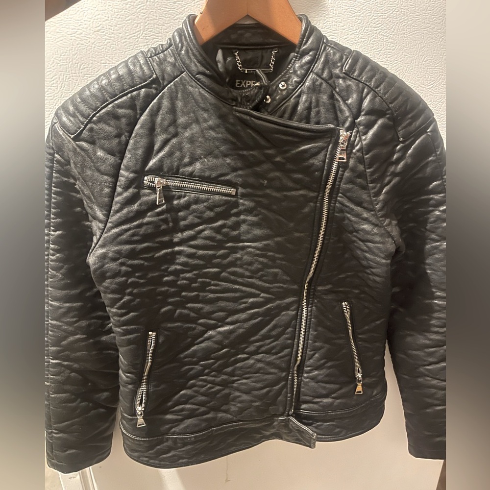 Women’s leather style jacket fitted Polyurethane material Biker/motorcycle style